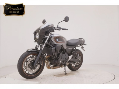 Kawasaki Z650RS