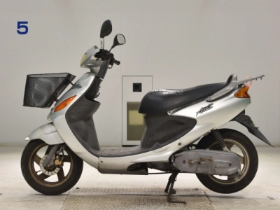 Yamaha AXIS100
