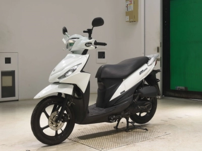 Suzuki ADDRESS110-2