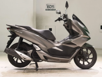 Honda PCX125-3