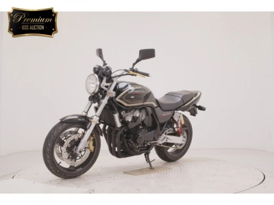 Honda CB400SFV-1