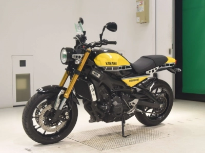 Yamaha XSR900