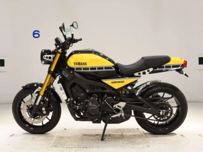 Yamaha XSR900