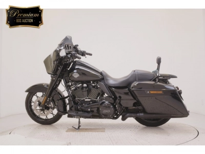 Harley-Davidson  HARLEY FLHXS1870