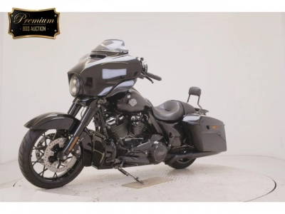 Harley-Davidson  HARLEY FLHXS1870