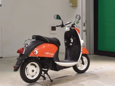 Yamaha E-VINO