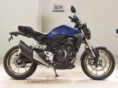 Honda CB250RA