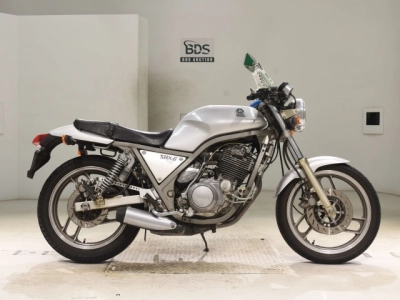Yamaha SRX600-1