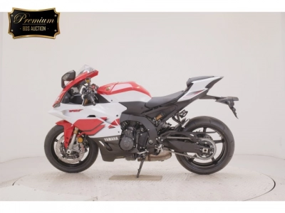 Yamaha YZF-R9