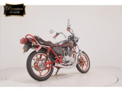 Suzuki GS400
