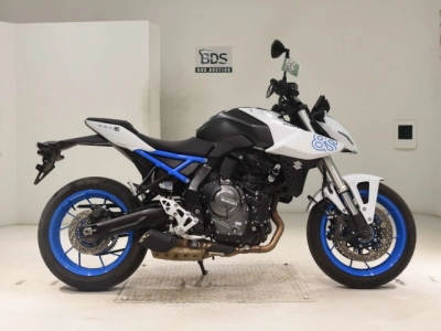 Suzuki GSX-8S