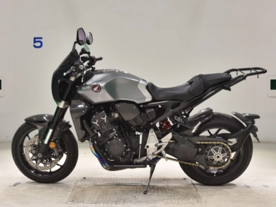 Honda CB1000R-2