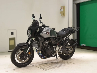 Honda CB1000R-2