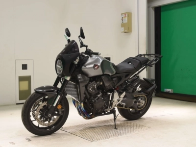 Honda CB1000R-2