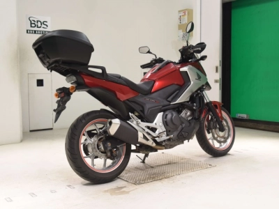 Honda NC750XD-2