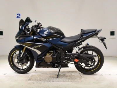 Honda CBR400R-2