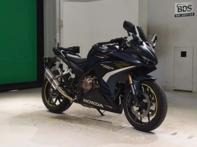 Honda CBR400R-2