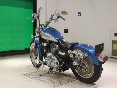 Harley-Davidson HARLEY XL883C
