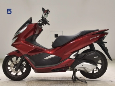 Honda PCX125-3