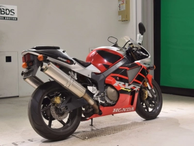 Honda RVT1000R