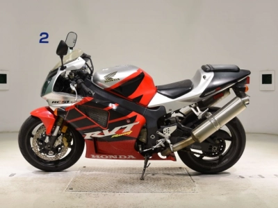 Honda RVT1000R