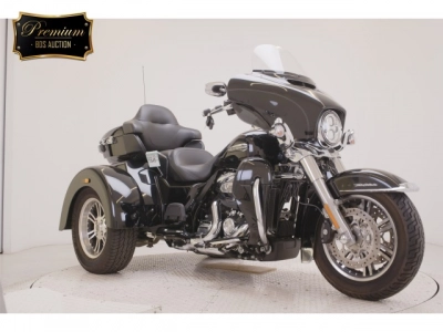 Harley-Davidson  HARLEY FLHTCUTG1870