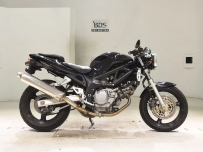 Suzuki SV400