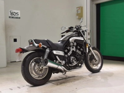 Yamaha V-MAX