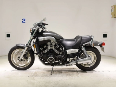 Yamaha V-MAX