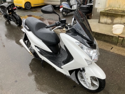 Yamaha MAJESTYS