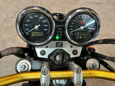 Honda CB400SF