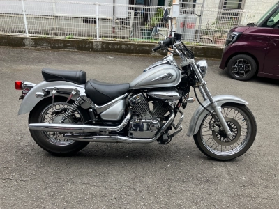 Suzuki INTRUDER 250