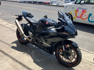 Honda CBR1000RR-R FB