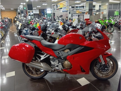 Honda VFR800F