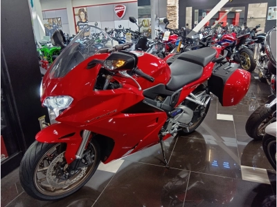 Honda VFR800F