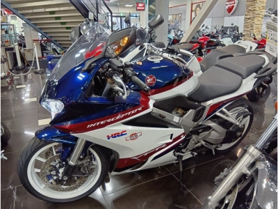 Honda VFR800F