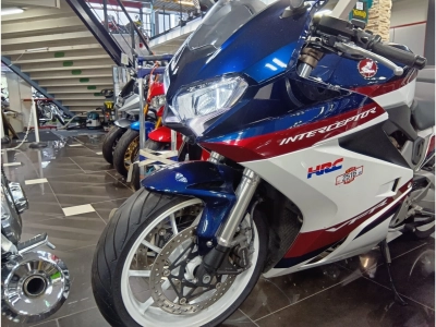 Honda VFR800F