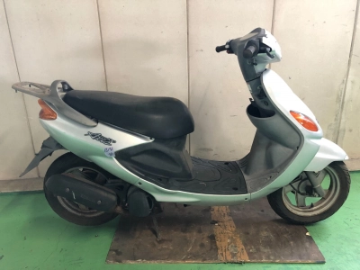 Yamaha AXIS100