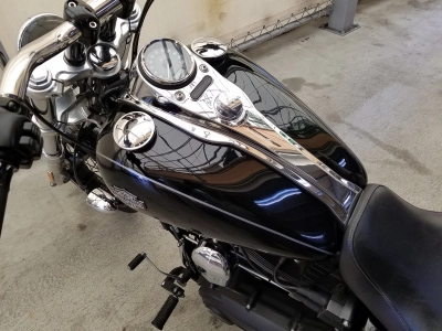 Kawasaki ZEPHYR1100RS