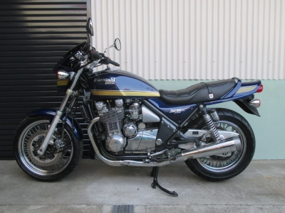 Kawasaki ZEPHYR1100RS