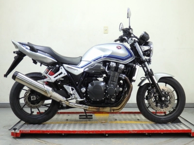 Honda CB1300SF