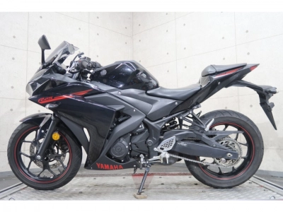Yamaha YZF-R25