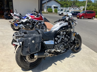 Yamaha V-MAX