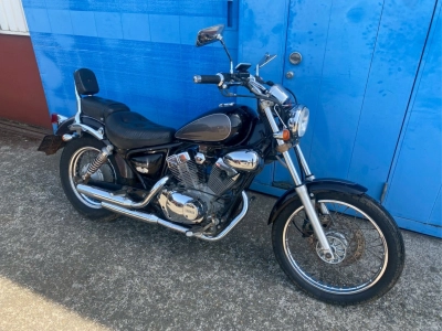 Yamaha VIRAGO 250