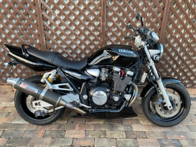 Yamaha XJR1300