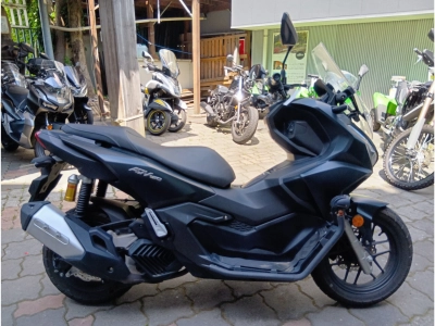 Honda ADV160