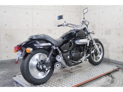 Honda V-TWIN MAGNA