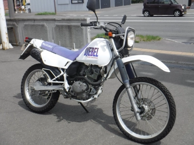 Suzuki DJEBEL125