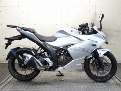 Suzuki JIKUSA-SF250