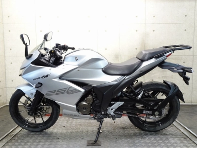 Suzuki JIKUSA-SF250
